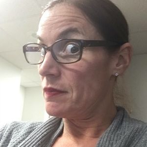 Meet your Posher, Lynne